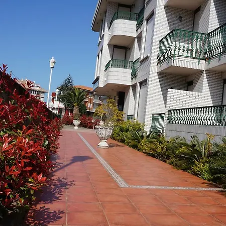 Salceda Apartment *